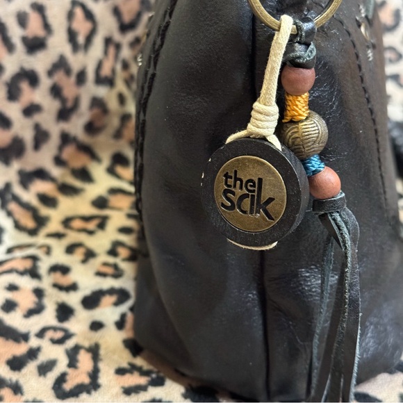 THE SAK Indio Leather Hobo Bag - Picture 4 of 8